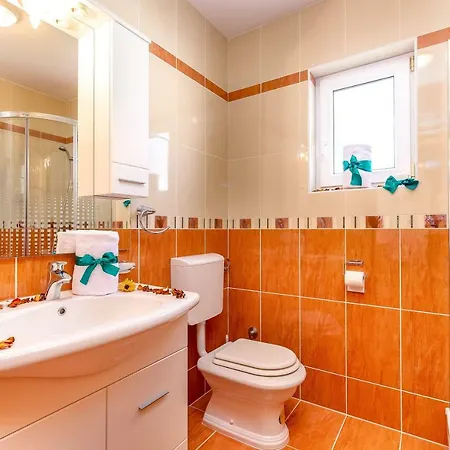 Maria Apartman *